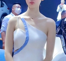 云浮大学女生模特特殊兼职(大学生兼职模特怎么联络)