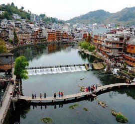 云浮长沙旅游攻略(长沙旅游攻略景点必去二日游)