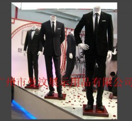 云浮成都元亨商贸楼兼职模特(上海琪亨商贸有限公司卖浪琴吗)