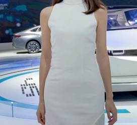云浮梦到本身做兼职模特(梦到本身做兼职模特工做)