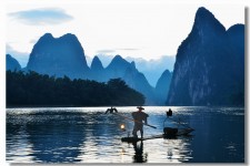 云浮旅游图片(旅游图片真实照片带人)