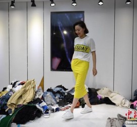 云浮兼职模特试衣服(兼职做试衣模特好吗)