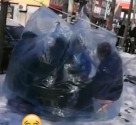 云浮东北大爷带老伴游中国(东北大爷带老伴游中国旅行)