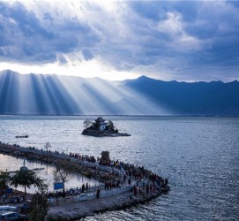 云浮洱海旅游攻略(成都到洱海旅游攻略)
