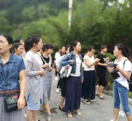 云浮中国的曲男伴游的简单介绍