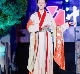 云浮汉服模特是哪种兼职的吗(网上雇用古拆汉服模特可信吗)