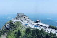 云浮湖南旅游攻略(武汉到湖南旅游攻略)