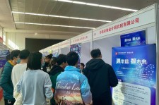 云浮北京伴游招聘 北京各大高校恢复线下招聘会，今年有什么不一样？记者探访