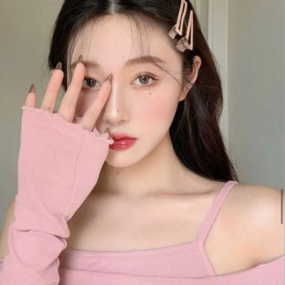 云浮伴游女生周思涵的资料