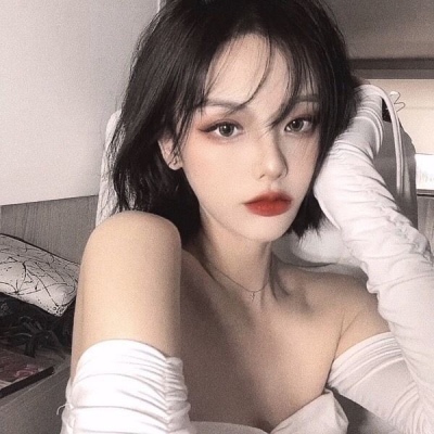 云浮伴游女生李幻极的资料