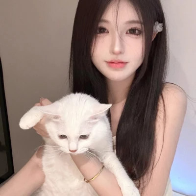 云浮伴游女生陈露晞的资料