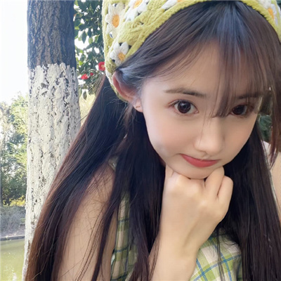 云浮伴游女生上官鹤影的资料