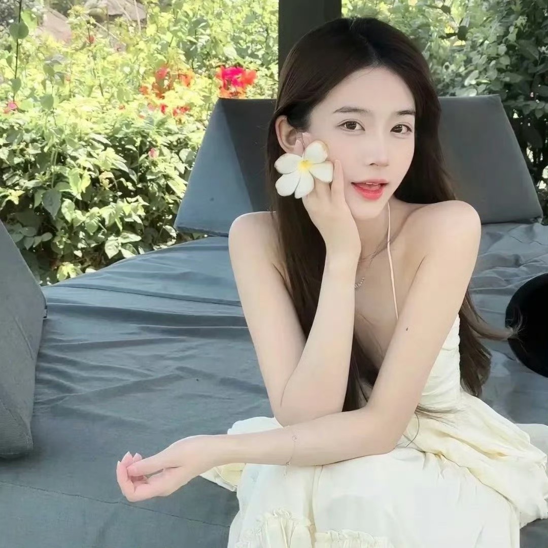 云浮伴游女生Claire的资料