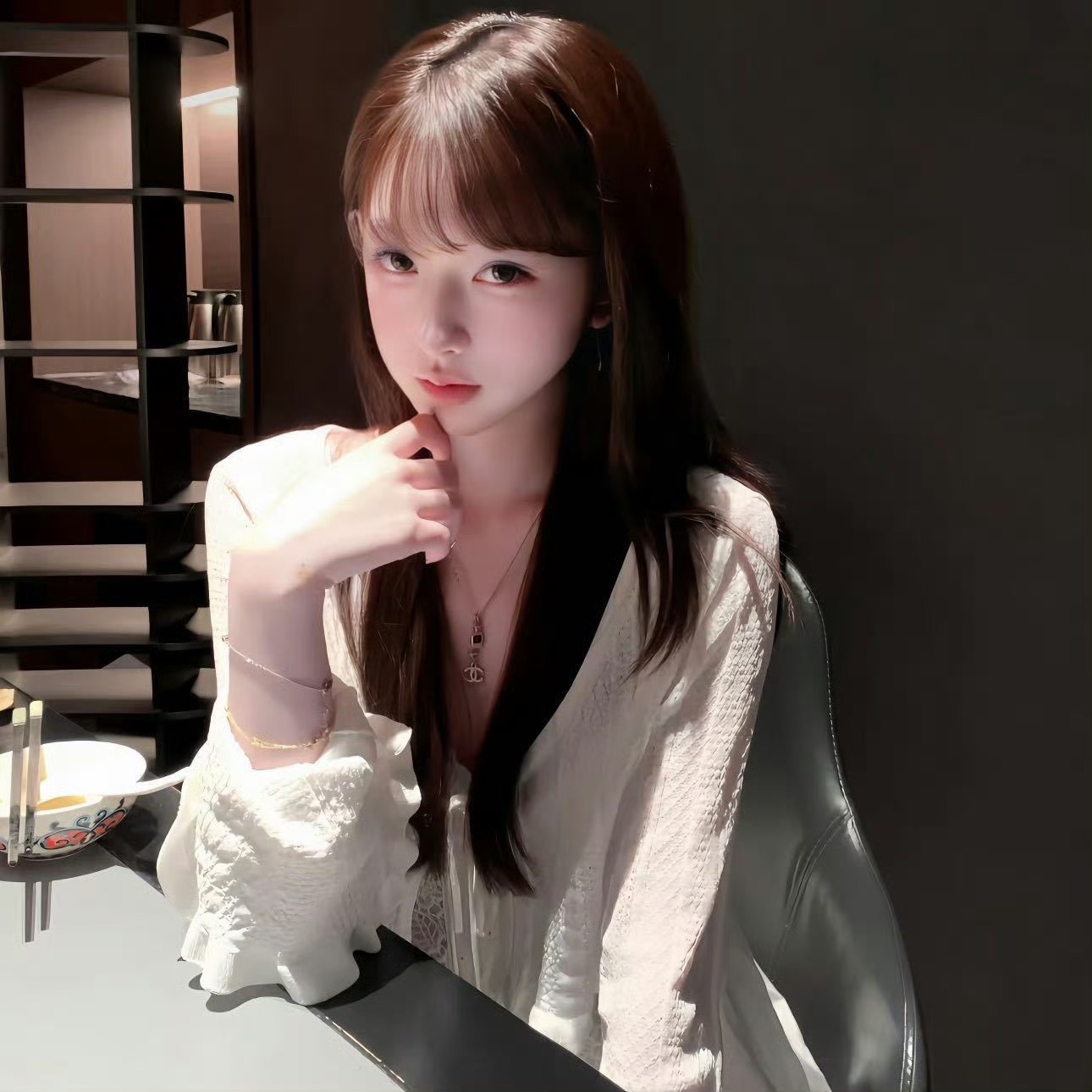 云浮伴游女生苏菲亚的资料
