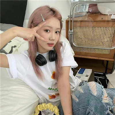 云浮伴游女生纵敏慧的资料