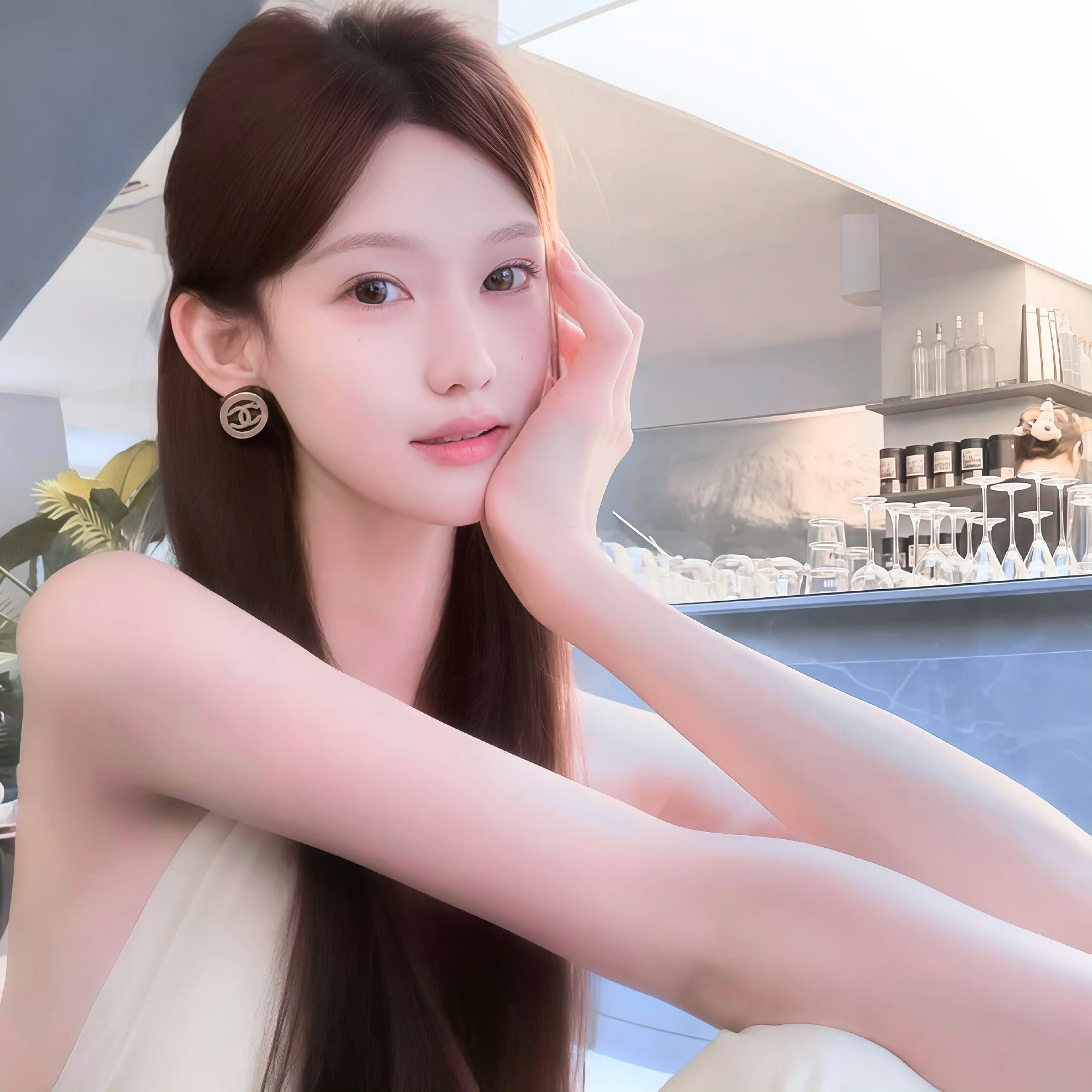 云浮伴游女生林杨的资料