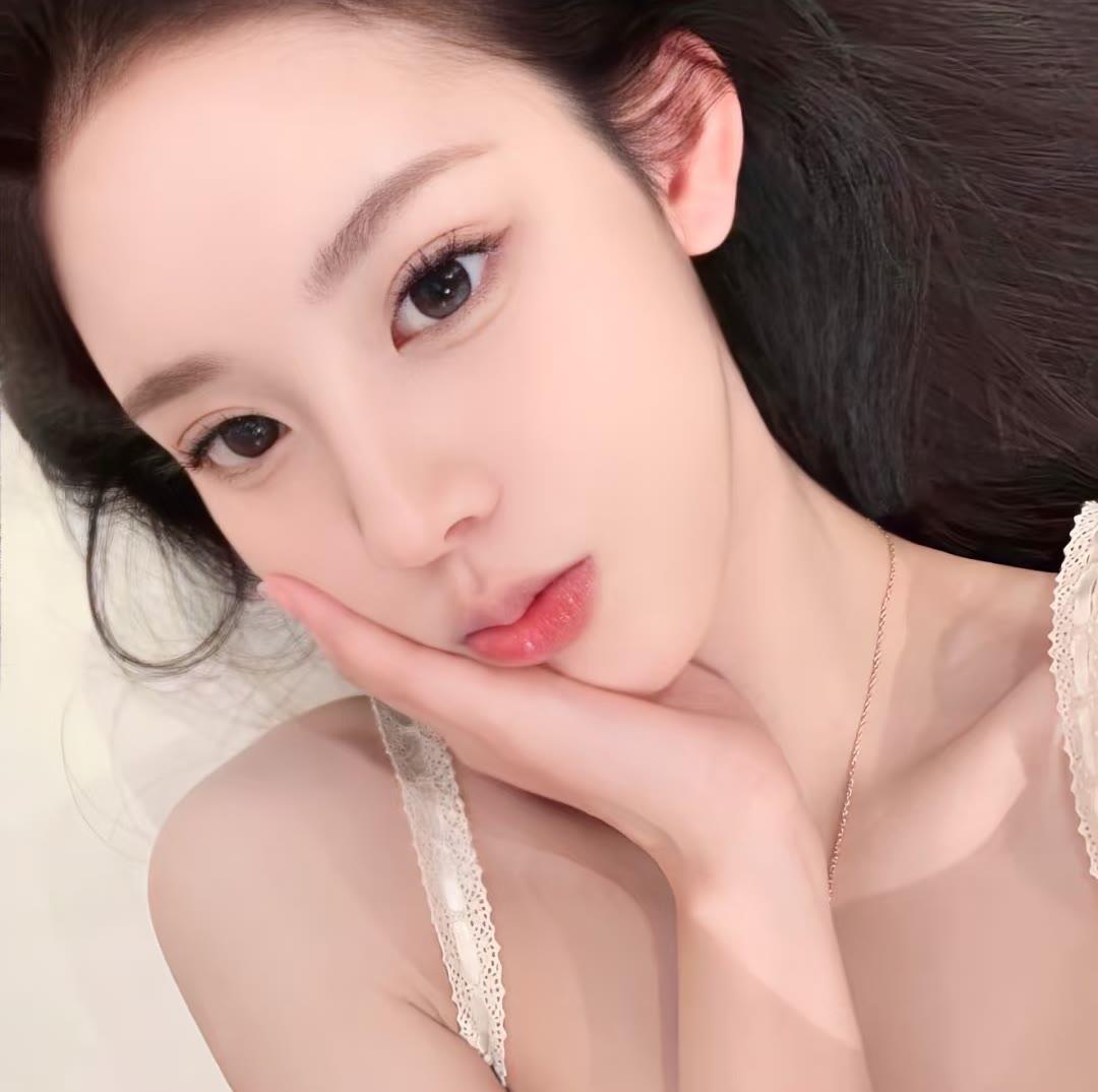 云浮伴游女生佛白易的资料