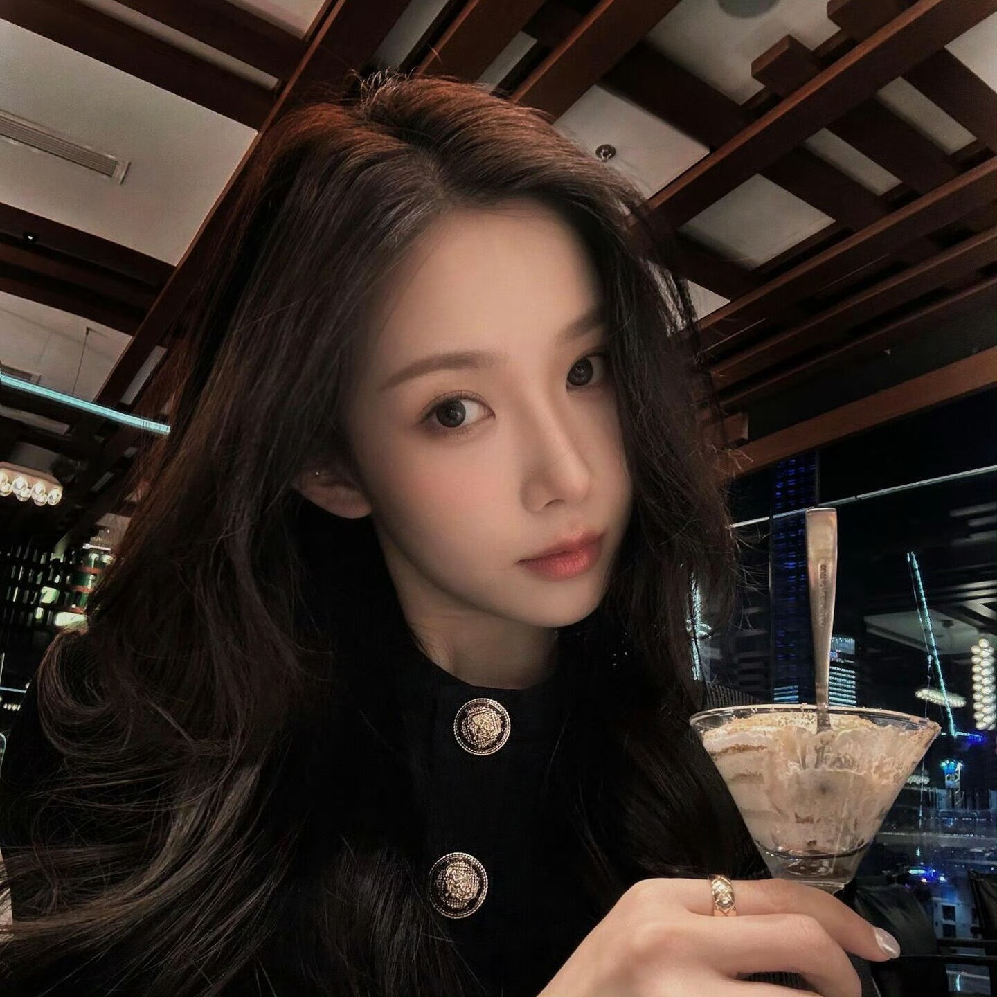 云浮伴游女生周晓雯的资料