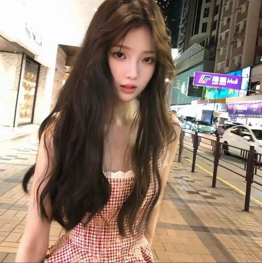 云浮伴游女生​王梦瑶的资料