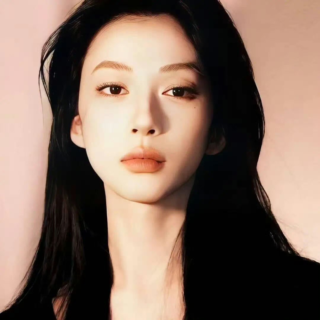 云浮伴游女生佘锦的资料