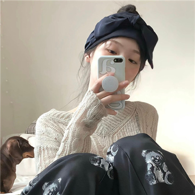 云浮伴游女生冀其雨